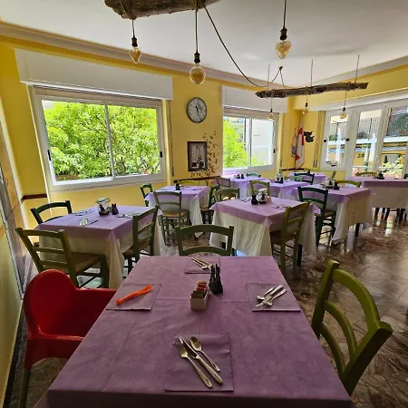 Szálloda Pina Laigueglia