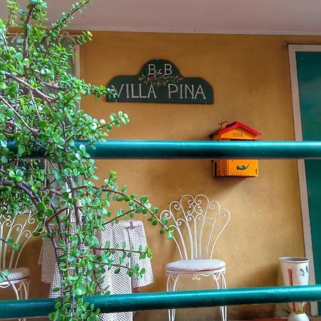 Hotel Pina