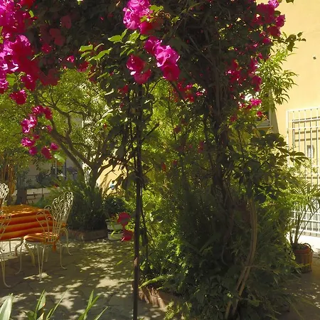 Pina Hotel Laigueglia