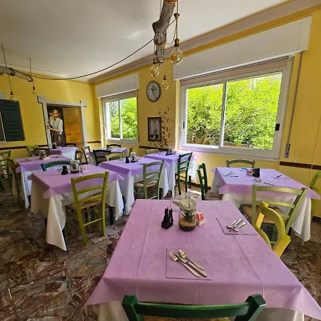 Hotel Pina Laigueglia