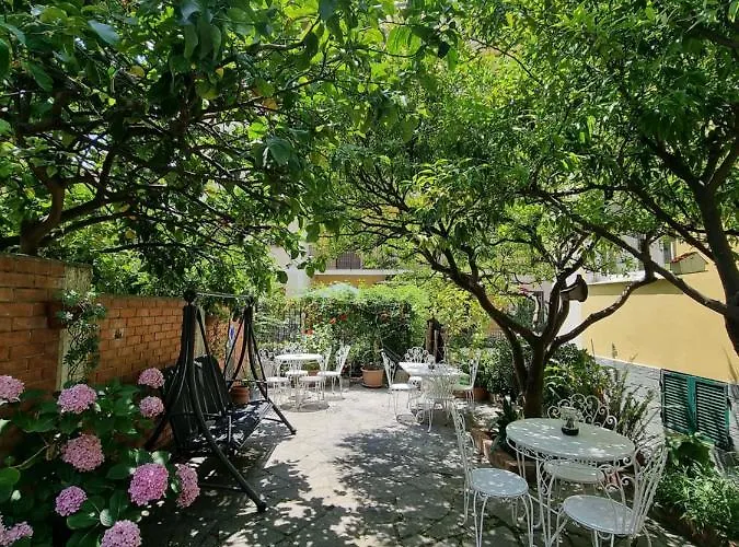 Pina Hotel Laigueglia